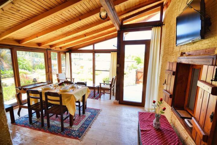 Kilim Kaya Villa